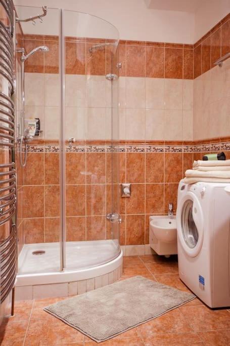 Rhythm And Style In Prague City Center Andel Apartment Ngoại thất bức ảnh